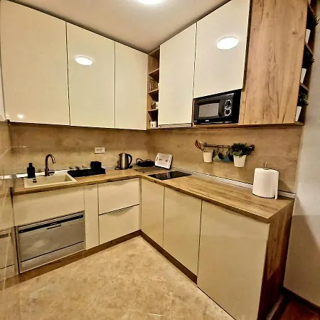 Borova Iglica 18 * Zlatibor